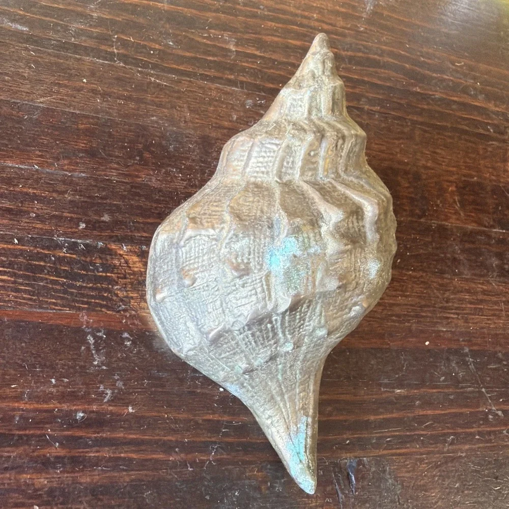 Paperweight Copper Seashell 6.9oz Sea Shell Art Piece Figure 63% Copper 34% Zinc